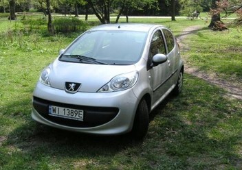 Szyba boczna tylna lewa Peugeot 107 FL II